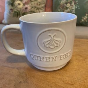 Queen Bee mug